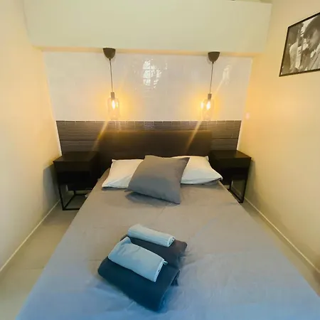 Naturiste Heliovillage - Cap D'agde - 2 Pers Agde